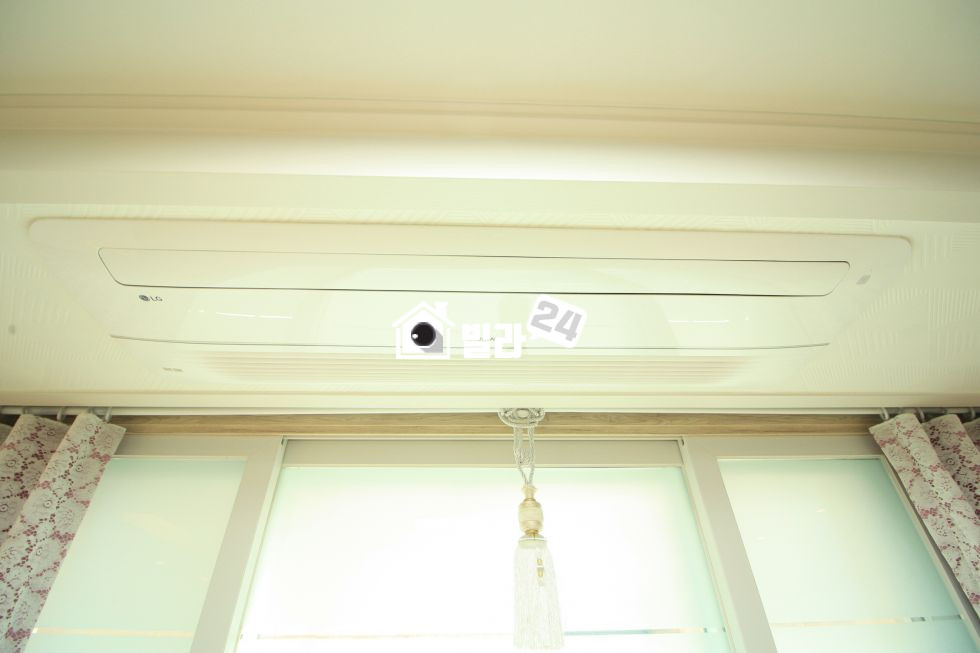 경기 안산상록구 본오동 ♣♣ 본오동 쓰리룸 OK!!! ♣♣ 주거지라 조용하고 살기좋은 동네에요~~!!!! 가족과함께 거주하시기도 안성맞춤~~!!!!!! 깔끔한 인테리어에 아늑한 신축빌라입니다~~~❤❤ 분양 매물번호 33536 사진 2