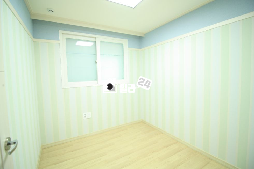 경기 안산상록구 본오동 ♣♣ 본오동 쓰리룸 OK!!! ♣♣ 주거지라 조용하고 살기좋은 동네에요~~!!!! 가족과함께 거주하시기도 안성맞춤~~!!!!!! 깔끔한 인테리어에 아늑한 신축빌라입니다~~~❤❤ 분양 매물번호 33536 사진 6