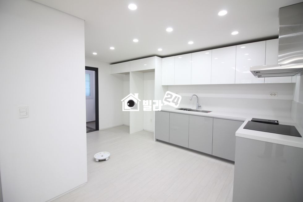 경기 안산상록구 부곡동 ☞『깔끔한 화이트톤의 매물』☜ ★깔끔한 느낌 & 구조까지 너무 좋다!! 이쁜 3룸!!★신혼집으로 딱이네! 분양 매물번호 30643 사진 3