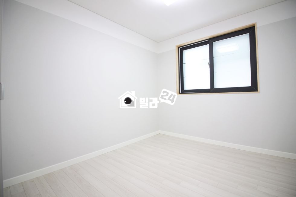 경기 안산상록구 부곡동 ☞『깔끔한 화이트톤의 매물』☜ ★깔끔한 느낌 & 구조까지 너무 좋다!! 이쁜 3룸!!★신혼집으로 딱이네! 분양 매물번호 30643 사진 8