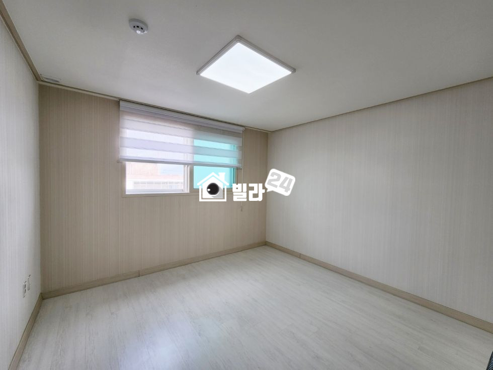 경기 포천시 가산면 마산리 ✥✥ 최저가 2ROOM ✥✥ 주거지라 조용해요~~~!!!!! 구조 및 주차완벽&내진설계 신축!!!!! 마트와 학군 가까운 편한동네에요~~~!!!!! 분양 매물번호 33768 사진 3