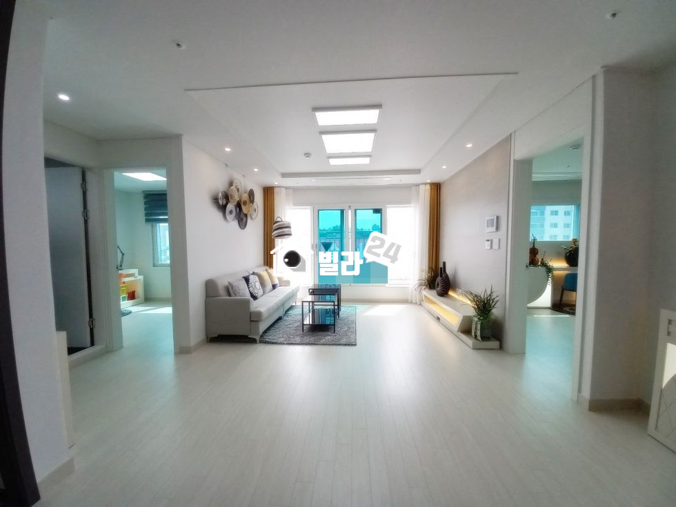 경기 하남시 덕풍동 ♣ 하남시청 초역세권 / 전 세대 남향에 막힌데 전혀 없는 쓰리룸 / 집 환하고 시원하네요~ 하남에 이 집 빠지면 말이 되나요?? 분양 매물번호 35436 사진 2