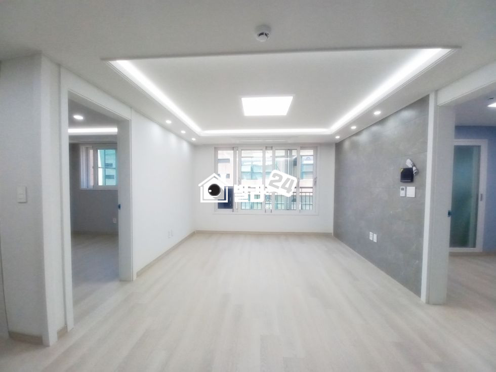 경기 화성효행구 봉담읍 동화리 투룸 아주 넓게 잘나왔어요~~ 거실도 넓고 방도 넓게 나온 투룸 찾기 힘들어요~ 서두르세요^^ 분양 매물번호 34263 사진 1
