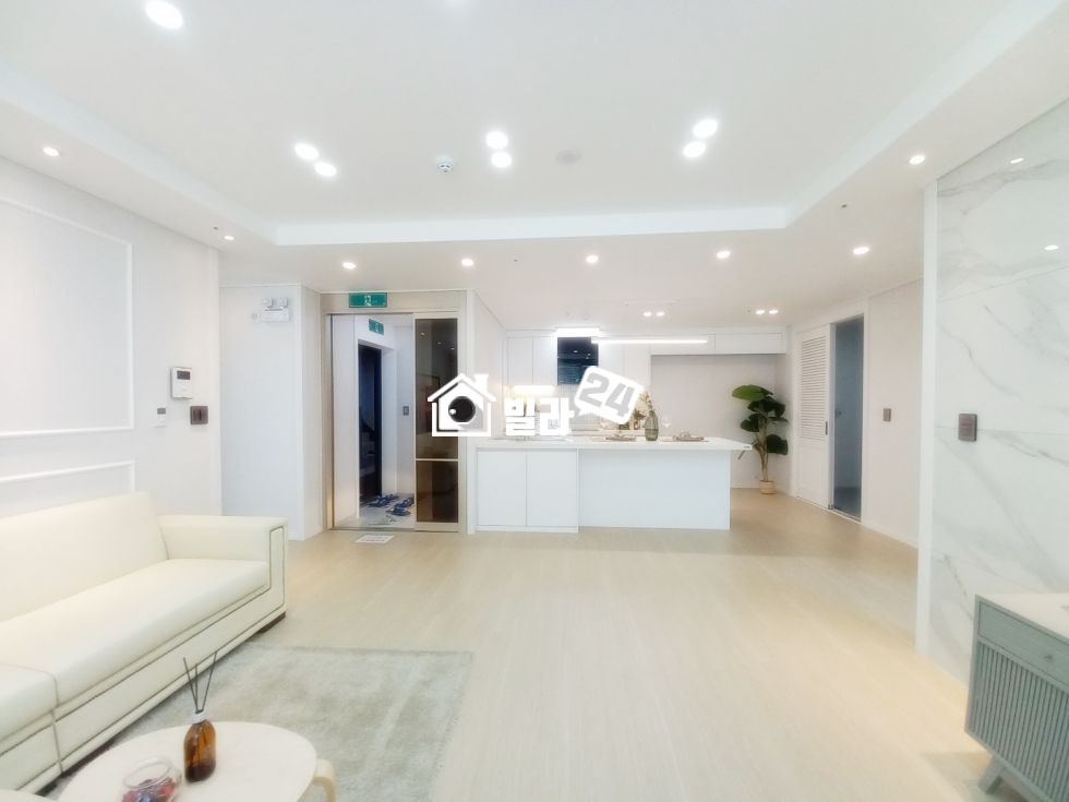 경기 이천시 송정동 ◈ 송정동 세련된 쓰리룸 / 아파트생활권 / 초등학교 옆 / 이천 최고 인기 현장 !!! 분양 매물번호 34520 사진 4