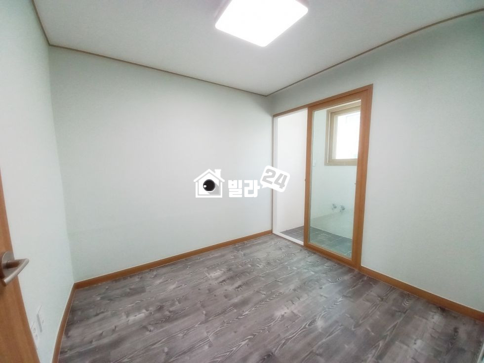 경기 이천시 부발읍 죽당리 ♠ 죽당리 초대형 대단지 복층 / 빌라가 100세대가 넘어요 ~ 복층이 3억??? 와우 최고최고~~ 분양 매물번호 34536 사진 11