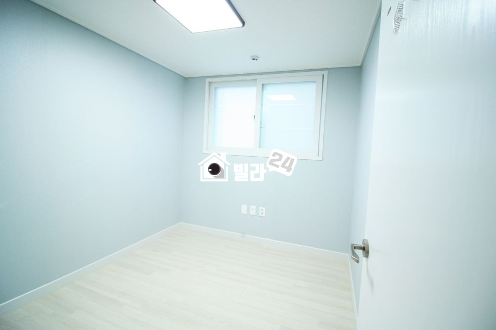 경기 의정부시 의정부동 ☸☸의정부역 초역세권 이럴수가!!!! ☸☸ 오순도순 함께할 이쁜집이에요~~~!!!! 안방드레스룸도 커요~~!!!! 의정부 로데오거리 가까워요~~!!!!! 위치&구조너무 좋아요~~!!!!!! 분양 매물번호 33111 사진 6