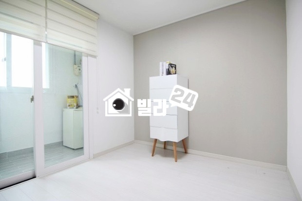 경기 용인처인구 김량장동 ◈◈ 김량장동 역세권빌라 알짜배기!!! ◈◈ 용인공용버스터미널✔ 중앙시장✔ 주민센터✔ 마포고등학교✔ 복지센터✔ 편의시설 완비 집안 분위기도 좋아좋아요~~~❤❤❤ 분양 매물번호 33462 사진 5