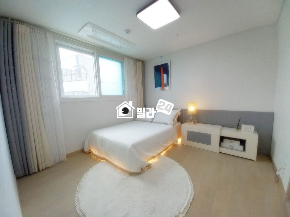 경기 용인처인구 김량장동 ◈ 김량장동 인테리어 좋은 쓰리룸 / 주변 인프라 형성 / 고층이라 전망 좋아요 ~ 주차공간도 100% 분양 매물번호 33852 사진 3