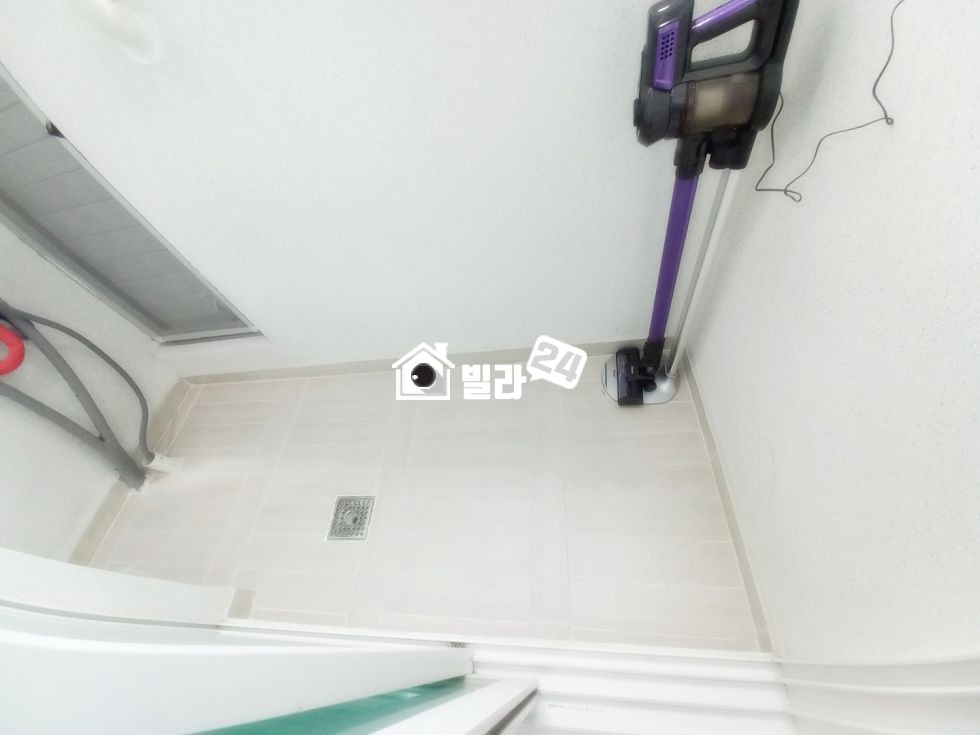 경기 용인처인구 김량장동 ◈ 김량장동 인테리어 좋은 쓰리룸 / 주변 인프라 형성 / 고층이라 전망 좋아요 ~ 주차공간도 100% 분양 매물번호 33852 사진 10