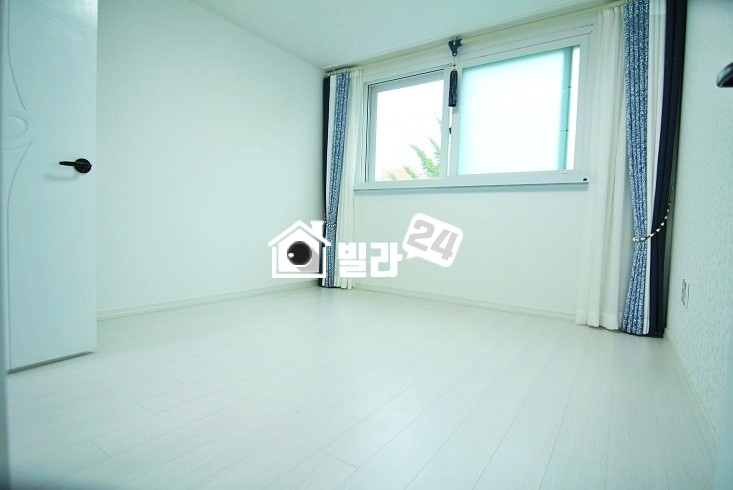 경기 용인수지구 동천동 ✦✦ 동천동 흔치않은!! 쓰리룸!! ✦✦ 산책하시기 좋아요~~!!!! 이쁜자재와 주방인테리어 굿!!!!! 구경오세요~~~❣❣❣ 분양 매물번호 33649 사진 4