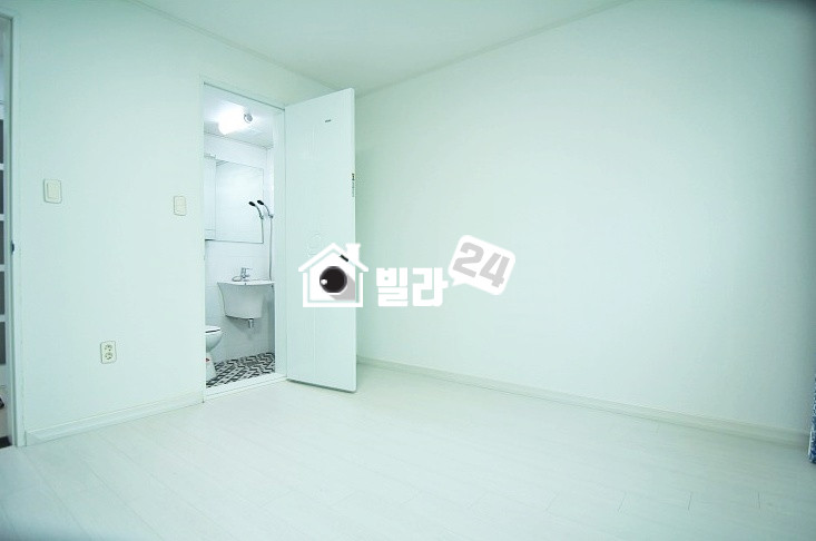 경기 용인수지구 동천동 ✦✦ 동천동 흔치않은!! 쓰리룸!! ✦✦ 산책하시기 좋아요~~!!!! 이쁜자재와 주방인테리어 굿!!!!! 구경오세요~~~❣❣❣ 분양 매물번호 33649 사진 5