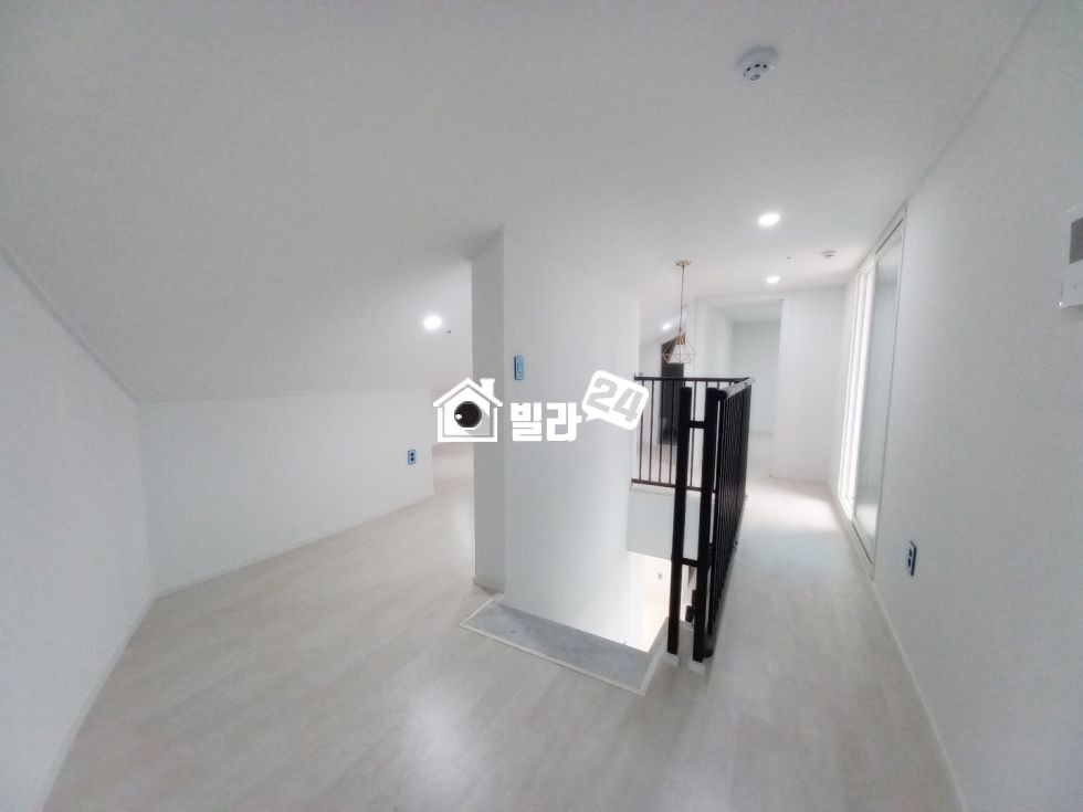경기 용인수지구 신봉동 ▣ 용인 끝내주는 복층!! 아주 고급스런 럭셔리 바로 여기 신봉동 복층 방4개 !! 분양 매물번호 35409 사진 10