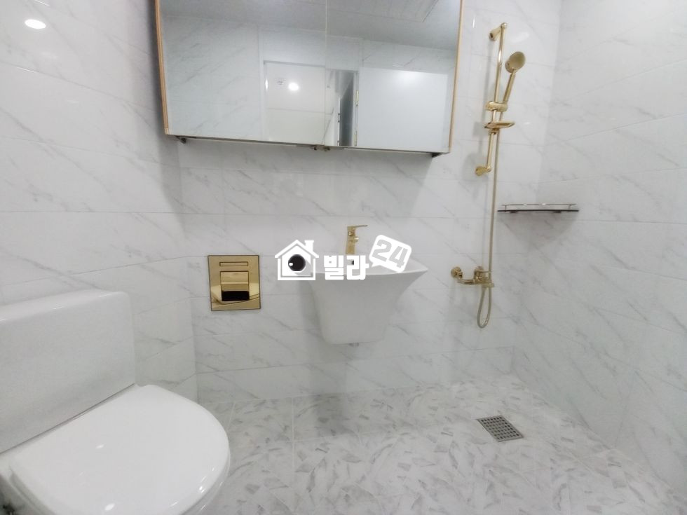 경기 용인수지구 신봉동 ▣ 용인 끝내주는 복층!! 아주 고급스런 럭셔리 바로 여기 신봉동 복층 방4개 !! 분양 매물번호 35409 사진 15
