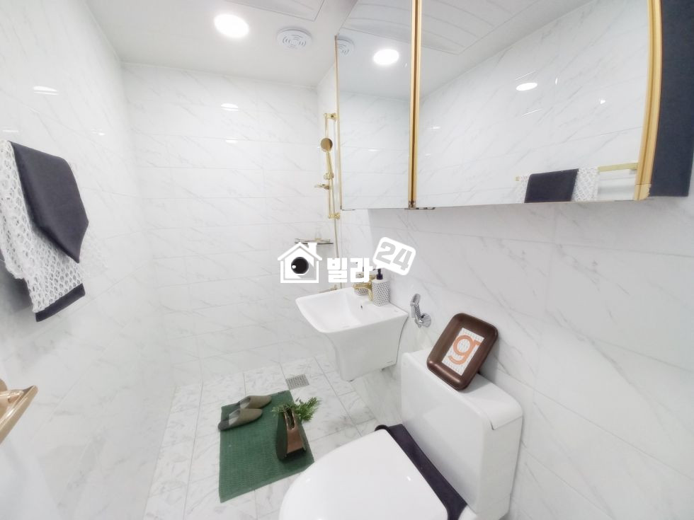 경기 용인수지구 신봉동 ★☆ 용인 신봉동 럭셔리 쓰리룸 / 전망 탁 트여있고 초등학교 옆/ 전세도 가능해요 신봉에서 가장 핫한 집! 분양 매물번호 35408 사진 11