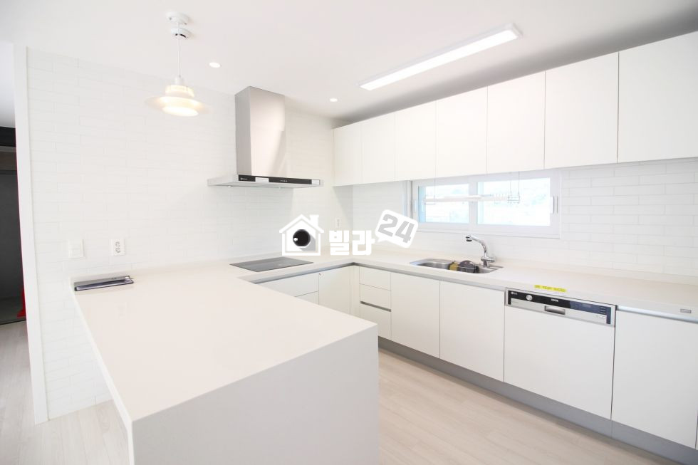 경기 용인수지구 고기동 ▶복층 방4개 + 테라스까지◀ 아니 이거 아파트보다 더 좋은거 아닌가...♥너무나 좋은 구조♥ 분양 매물번호 30662 사진 5