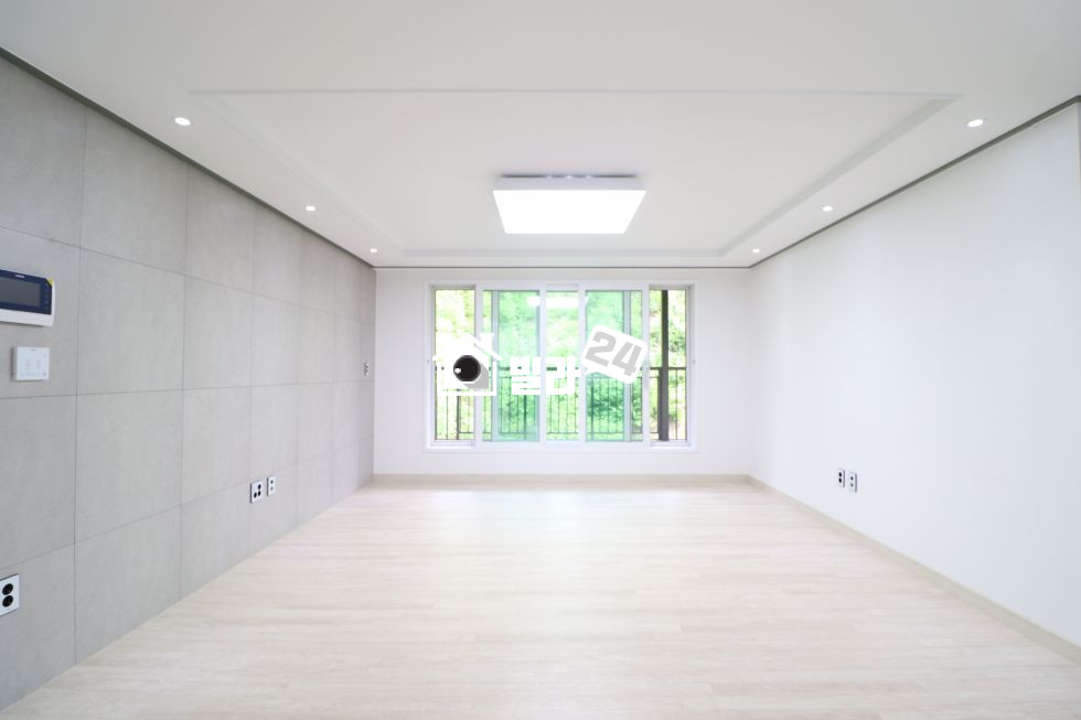 경기 용인수지구 상현동 ♧♣거실창에 액자 걸어놓은듯 나무전망♣♧ 도심속에서의 힐링✨✨ 넓~게 트인 거실, 주방까지!!◀ 분양 매물번호 33054 사진 1