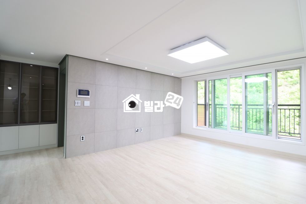 경기 용인수지구 상현동 ♧♣거실창에 액자 걸어놓은듯 나무전망♣♧ 도심속에서의 힐링✨✨ 넓~게 트인 거실, 주방까지!!◀ 분양 매물번호 33054 사진 2