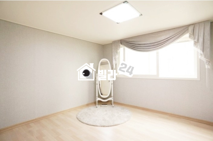 경기 용인기흥구 신갈동 ✥✥ 역세권 신갈동 3ROOM ✥✥ 주거지라 조용해요~~~!!!!! 구조완벽&내진설계 신축!!!!! 기흥역 가깝고 살기편한 동네에요~~~!!!!! 분양 매물번호 33652 사진 4