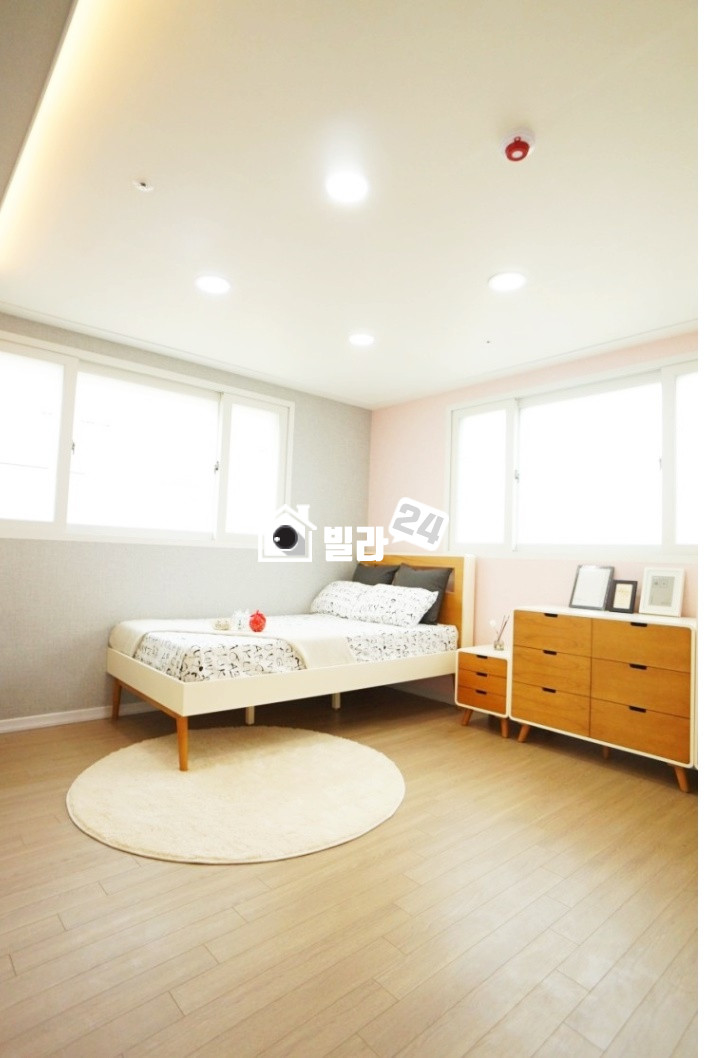 경기 용인기흥구 영덕동 ◈◈ 영덕동 가성비 와우!!! ◈◈ 신갈공원 ➽ 구조완벽 ✨ 채광 너무 좋아요 ✨ 꼭 보셔야 할 집!!! 추천드려요~~~!!!!!!! 분양 매물번호 33653 사진 4