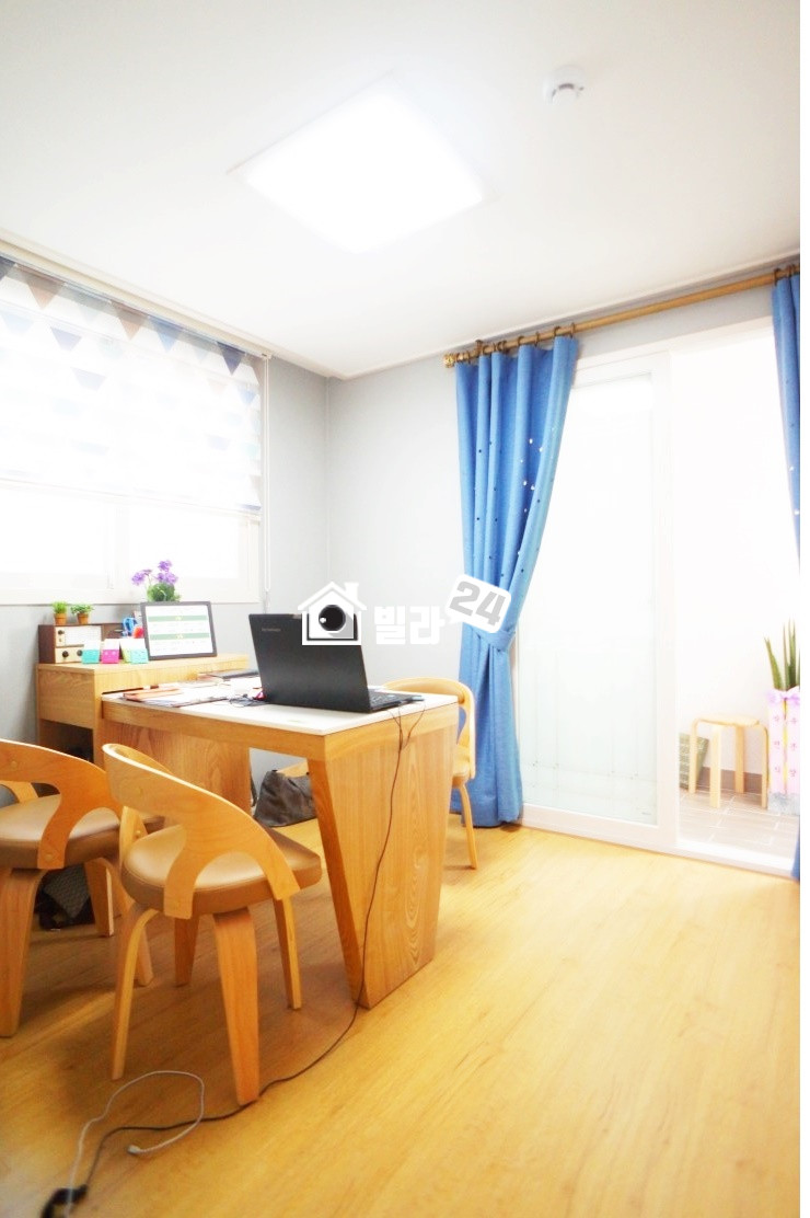 경기 용인기흥구 공세동 ♠♠ 공세동!!! 으뜸!!! ♠♠ 삼성SDI 가까워요~~!!!! 아파트단지 밀집~~!!! 코스트코 가까워요~~✌ 심플하고 감각있는 집~~✌ 너무 좋아요~~~!!!!! 분양 매물번호 33651 사진 5