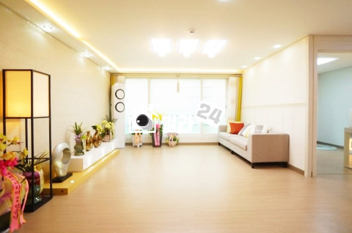 경기 용인기흥구 중동 ♣♣ 중동 쓰리룸 와우!!! ♣♣ ✨✨ 신혼부부 추천드리는 집 ✨✨ 초,중학교 가까워요 ☞☞ 살기좋은 동네~~~!!!!! 조용한 동네에요~~~♥♥♥ 분양 매물번호 33657 사진 1