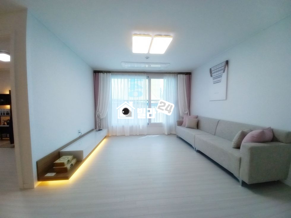 경기 용인기흥구 신갈동 ♥♥ 신갈동 인테리어 이쁜 쓰리룸 / 초등학교 옆/ 일렬주차 / 신혼부부 강력추천 !!! 분양 매물번호 33453 사진 1