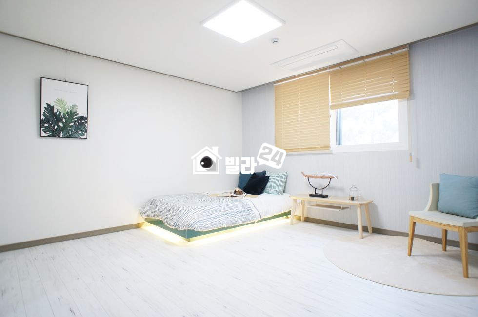 경기 용인기흥구 마북동 ☞『인테리어가 너무 돋보이는 매물』☜ ★깔끔한 느낌 & 구조까지 너무 좋다!! 이쁜 3룸!!★신혼집으로 딱이네!★내맘속으로★ 분양 매물번호 30279 사진 4