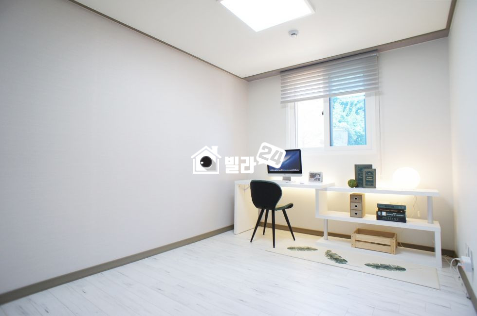 경기 용인기흥구 마북동 ☞『인테리어가 너무 돋보이는 매물』☜ ★깔끔한 느낌 & 구조까지 너무 좋다!! 이쁜 3룸!!★신혼집으로 딱이네!★내맘속으로★ 분양 매물번호 30279 사진 5