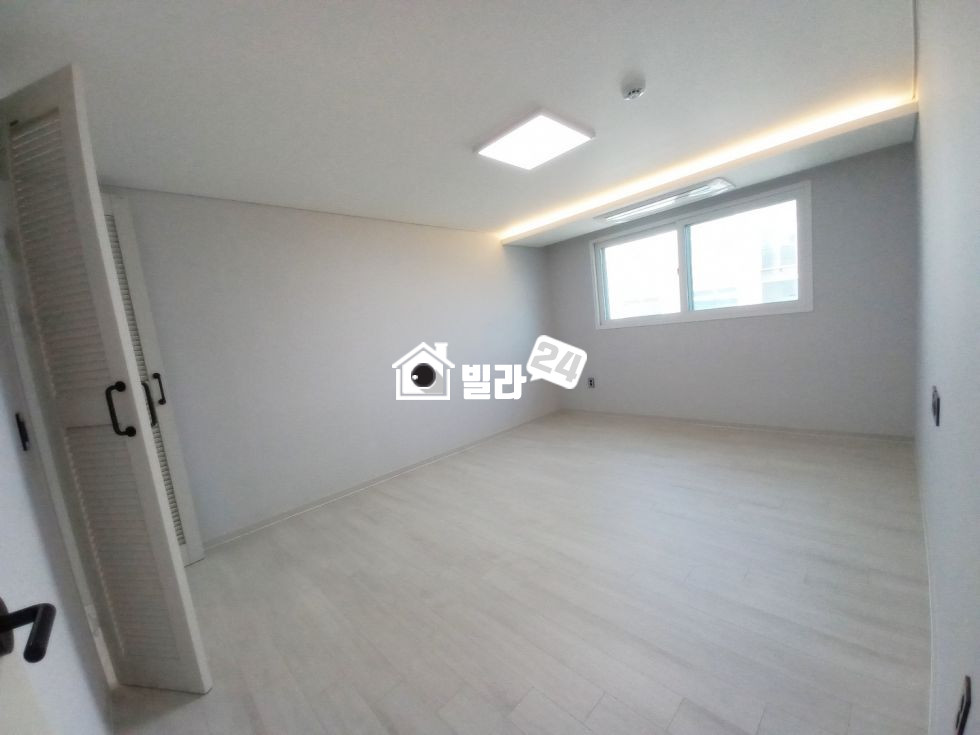 경기 양주시 덕계동 ▶ 양주 덕계동 복층 매물 / 딱 2세대 남았어요 / 전망 끝내줘요 ~복층 층고 엄청 높아요^^ 분양 매물번호 35419 사진 5