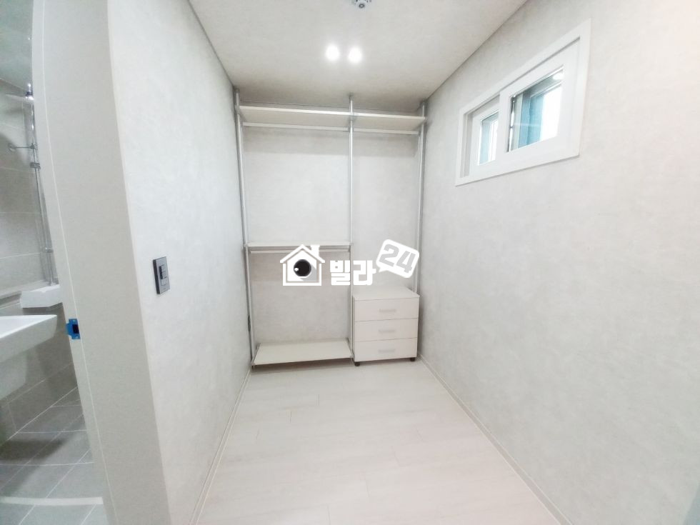 경기 양주시 덕계동 ▶ 양주 덕계동 복층 매물 / 딱 2세대 남았어요 / 전망 끝내줘요 ~복층 층고 엄청 높아요^^ 분양 매물번호 35419 사진 10