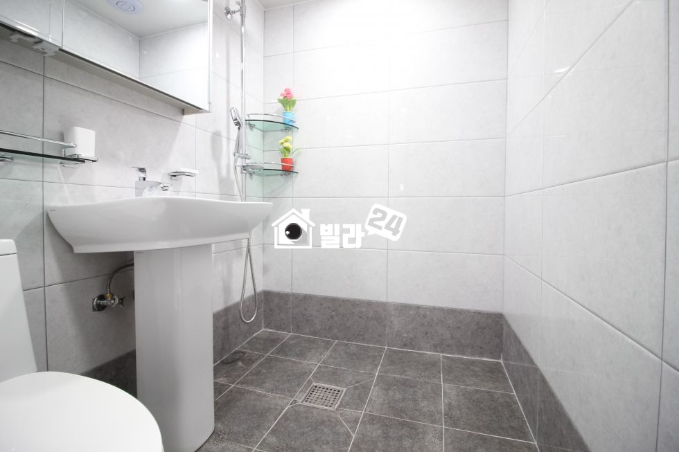 경기 안양동안구 비산동 이 가격에? 이렇게 넓은 거실이!! 완전 대박 입니다!! 분양 매물번호 30671 사진 8