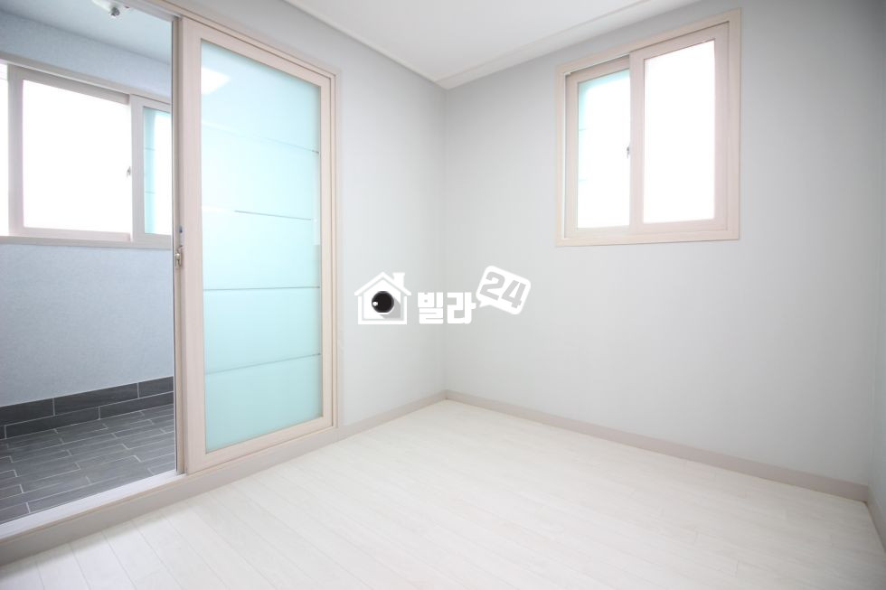 경기 안양만안구 안양동 ▶채광보소 집 앞에 태양이 있는줄....◀ 아니 이렇게 좋아도 되나요?☜ ♥너무나 좋은 구조♥ 분양 매물번호 30753 사진 5