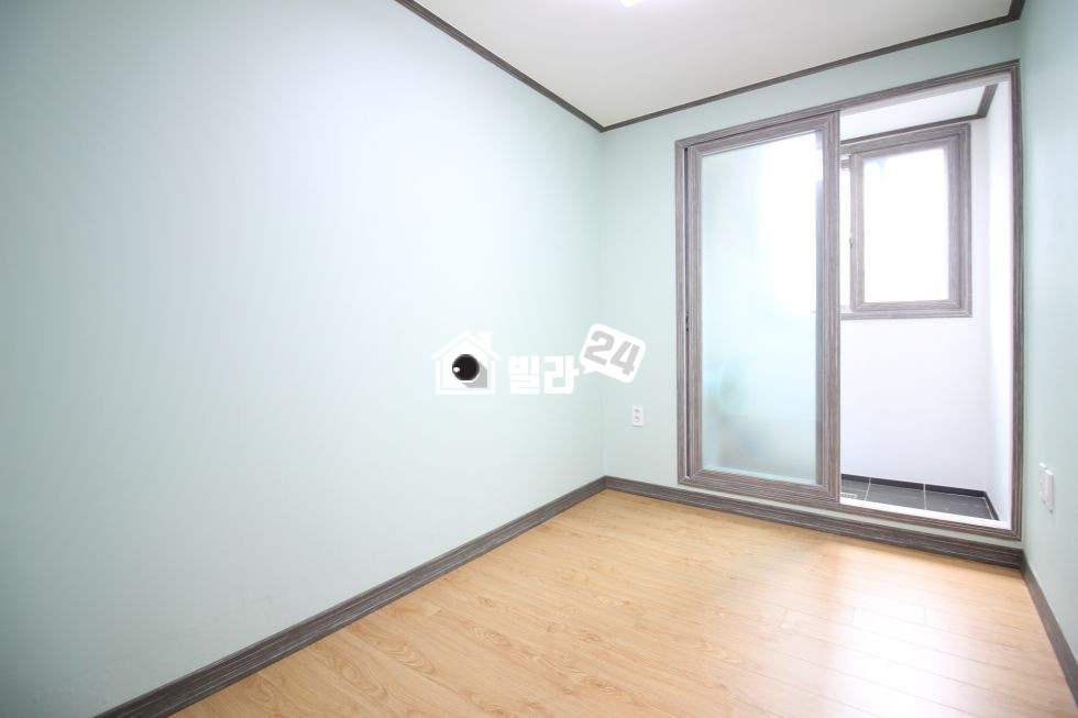 경기 안양만안구 안양동 ☞『대박 왕 테라스 등장』☜ ★테라스가 2개다!!! 내가 마! 테라스에서 고기두 묵고! 물놀이도 하구! 다 했어! 마!★ 분양 매물번호 30756 사진 5