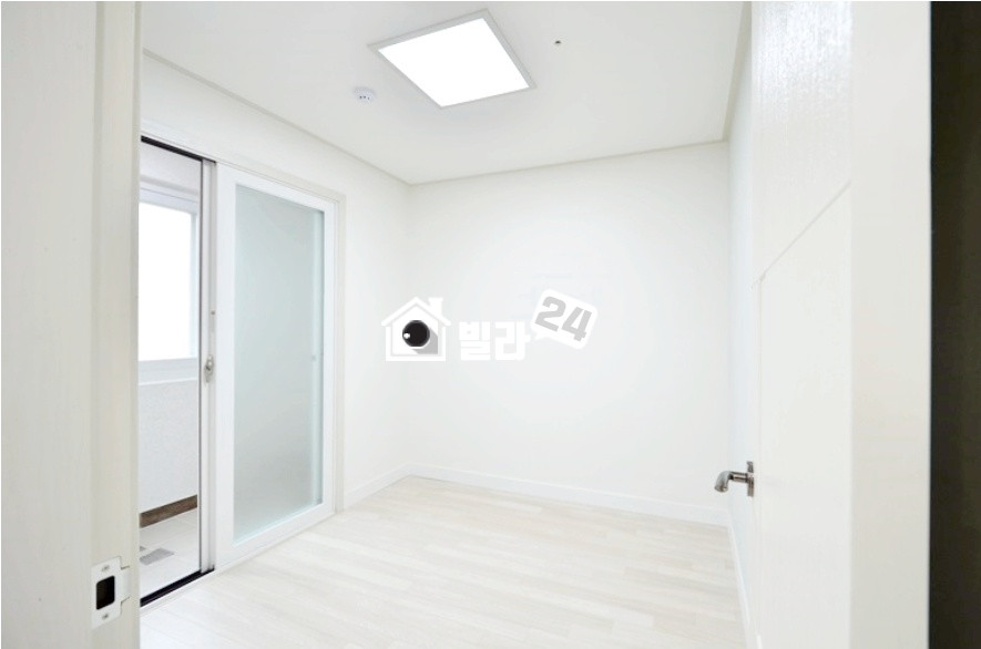 경기 수원팔달구 화서동 ◆신혼부부 맞춤형 집이 있다?? 밝은 인테리어 예쁜 쓰리룸◆ 분양 매물번호 31037 사진 6