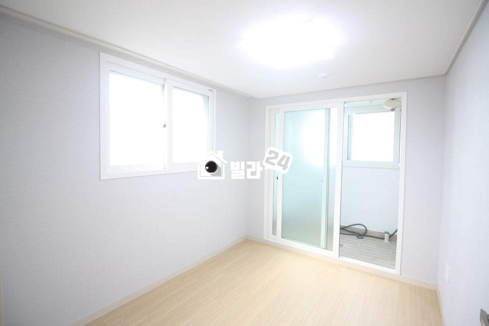 서울 도봉구 창동 ■ 창동 ■ 구조 전망 분양 막바지 3룸 현장입니다 화장실이 한곳입니다 꼭꼭 확인 부탁드립니다^^ 분양 매물번호 31267 사진 5