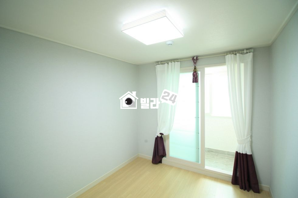 서울 강북구 미아동 ＊＊＊4호선 미아역 도보 5분 이내!! 넓은 평수의 3룸!!!!＊＊＊ 분양 매물번호 31262 사진 8