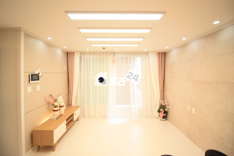 서울 종로구 명륜4가 ↗↗↗혜화역이요? 집 앞인데용~~~!! 넓은 2룸 보고 가세요~!!↖↖↖ 분양 매물번호 31304 사진 1