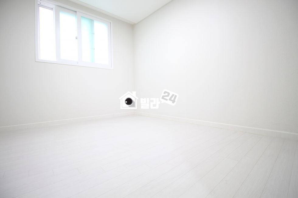 서울 구로구 고척동 ▶▷공원 옆 한적한 위치◁◀ 주방 옆 다용도실 / 깔끔한 인테리어!! 클릭클릭 ☆ 분양 매물번호 31518 사진 7