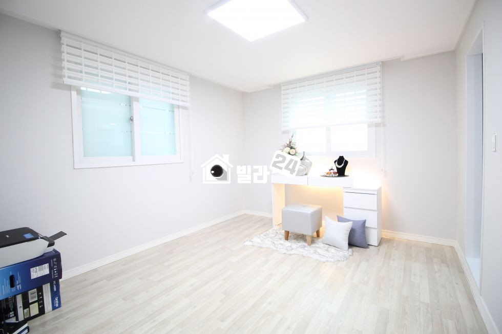 서울 종로구 부암동 ♛♛♛부암동 3룸♛♛♛최고급 인테리어 / 최고급 자재 / 넓은주차장 / 넓은거실 / 넓은주방 분양 매물번호 31561 사진 4