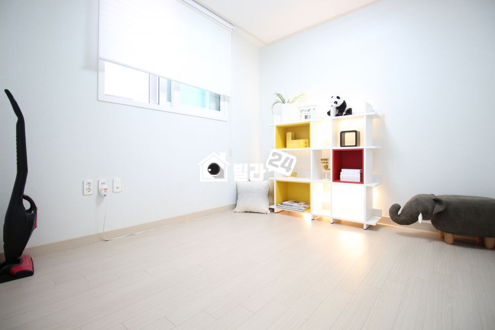 서울 중랑구 면목동 【면목역 도보5분】 거실,주방,방 다~~큰집!!! ■일렬주차장 / 대로변위치 / 정남향■ 분양 매물번호 31602 사진 5