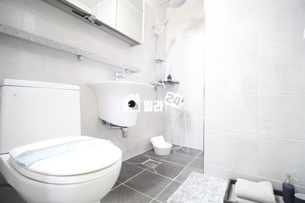 서울 중랑구 면목동 【면목역 도보5분】 거실,주방,방 다~~큰집!!! ■일렬주차장 / 대로변위치 / 정남향■ 분양 매물번호 31602 사진 7