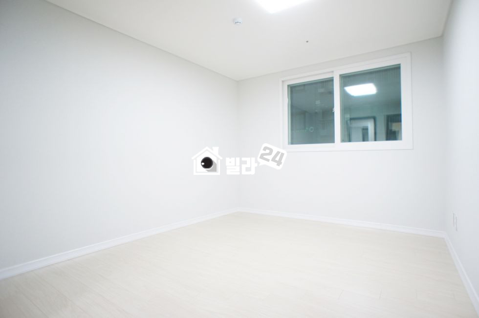 경기 군포시 금정동 ▦1호선 & 4호선 금정역 4룸▦ 역세권 & 학군 뭐하나 빠지는게 없네~ 거기에 방4개로 4인식구에게 취향저격♥♥♥ 분양 매물번호 30472 사진 4