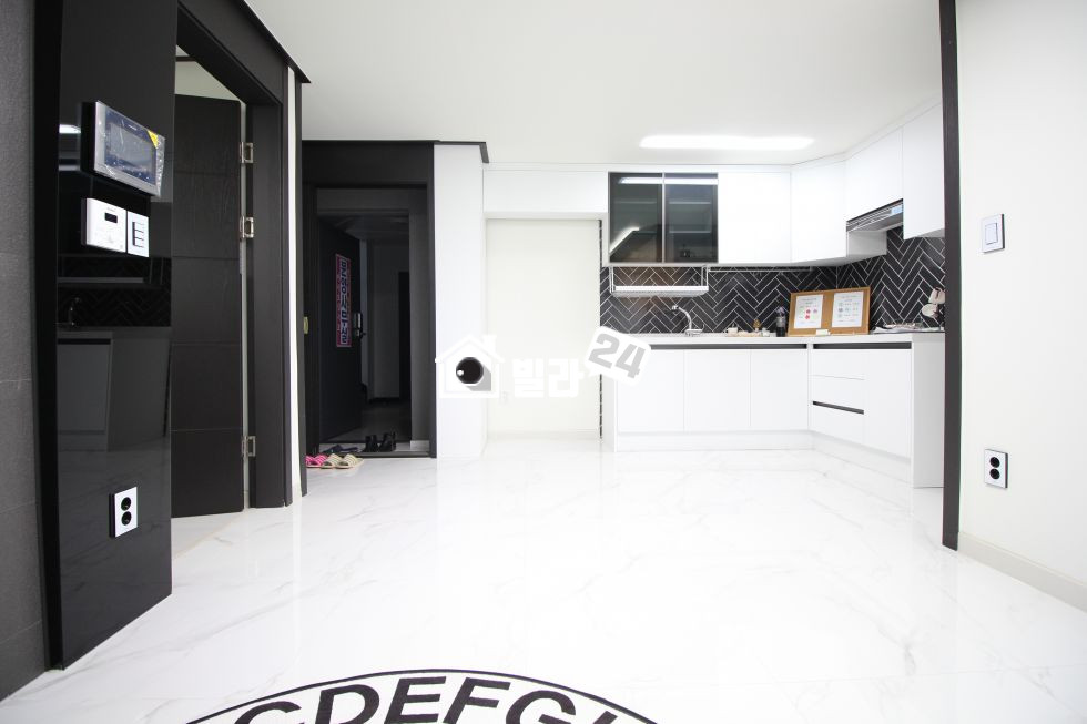 서울 동작구 상도동 ◐블랙&화이트 세련된 인테리어로 인기현장◑ 초,중학교와 어린이집, 공원이 바로 인접해있는곳!! 분양 매물번호 31609 사진 2