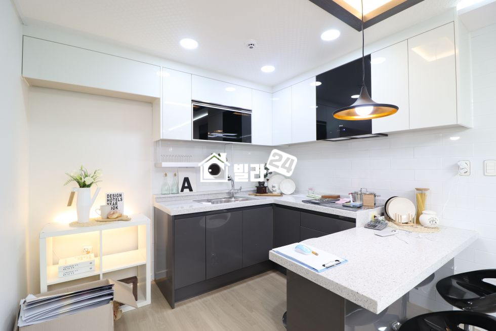 서울 서초구 방배동 ❶방배동 3룸❷최고급자재❸최고의 인테리어❹주차100%❺넓은거실❻넓은주방❼넓은방 분양 매물번호 31244 사진 4