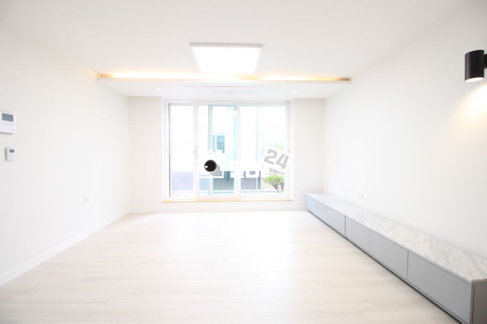 서울 관악구 신림동 ☰☰신림동 3룸☰☰신림역 도보 7분 초초초 역세권!!! 분양 매물번호 31421 사진 1
