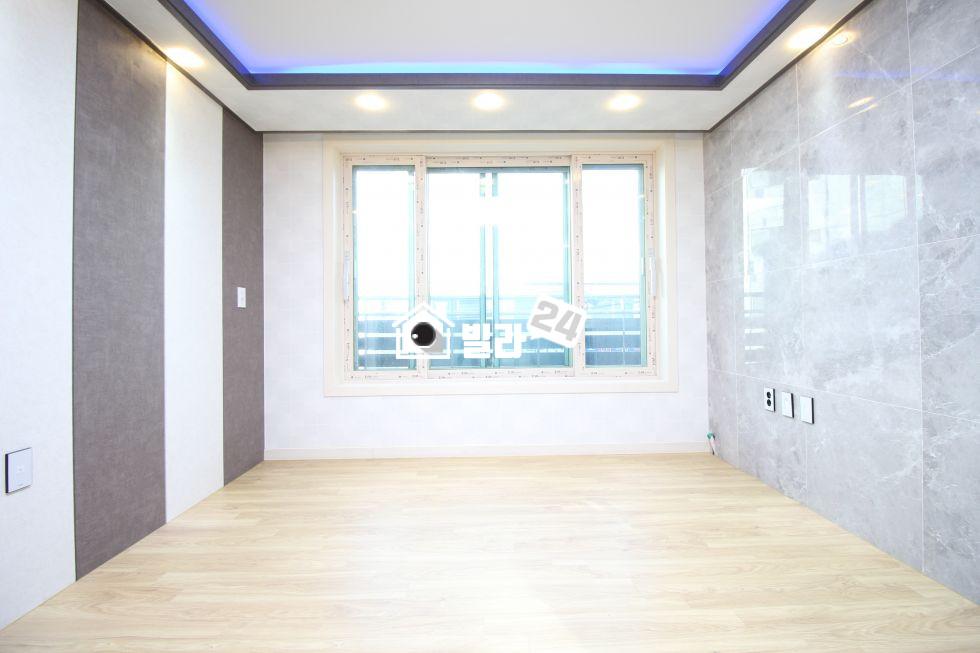 서울 동작구 사당동 ▣사당동 평지 3룸!!!▣ 넓은 주차장 / 집 앞 편의점 ※잔여세대 분양임박※ 분양 매물번호 31631 사진 1