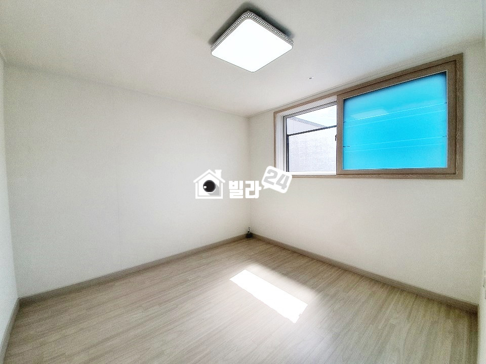서울 관악구 봉천동 ★ 숭실대입구역 서울대입구역 인접과 봉현초 구암초 중,고 인접한 3룸 현장 분양 매물번호 31638 사진 3