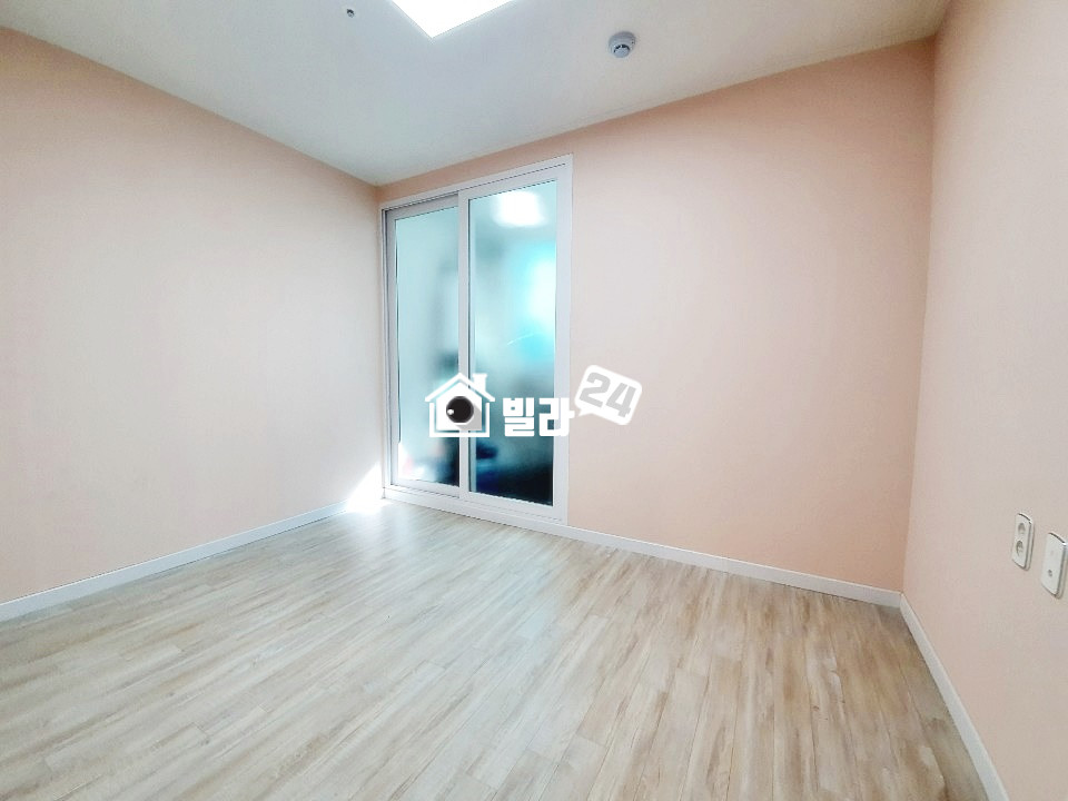 서울 동작구 대방동 ★ 보라매역도보4분 신림선도보1분거리 / 한샘주방 엘리베이터 /CCTV /시스템에어컨까지 빵빵빵!!!!! 분양 매물번호 31648 사진 4
