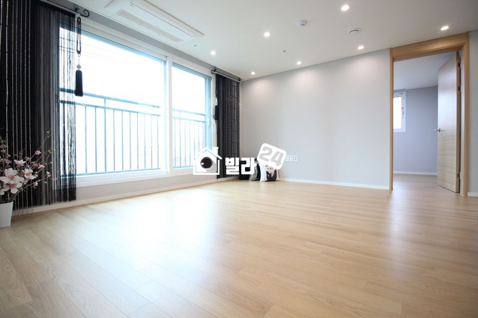 서울 광진구 자양동 ▩■한강공원 바로 앞 우리집~■▩ 시원하게 탁 트인 구조 보세요~!! 거실인가요 운동장인가요?! 분양 매물번호 31658 사진 2