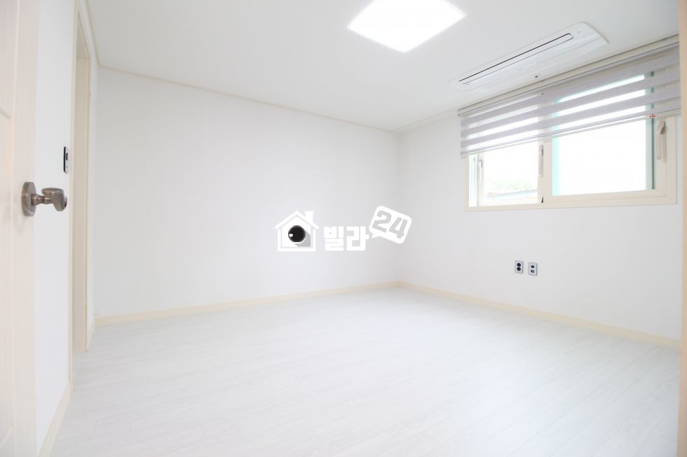서울 동대문구 제기동 《 제기동 초역세권 넓은3룸 》 단지형 / 대로변에위치 / 햇빛전망좋은 넓은3룸 분양 매물번호 31861 사진 4